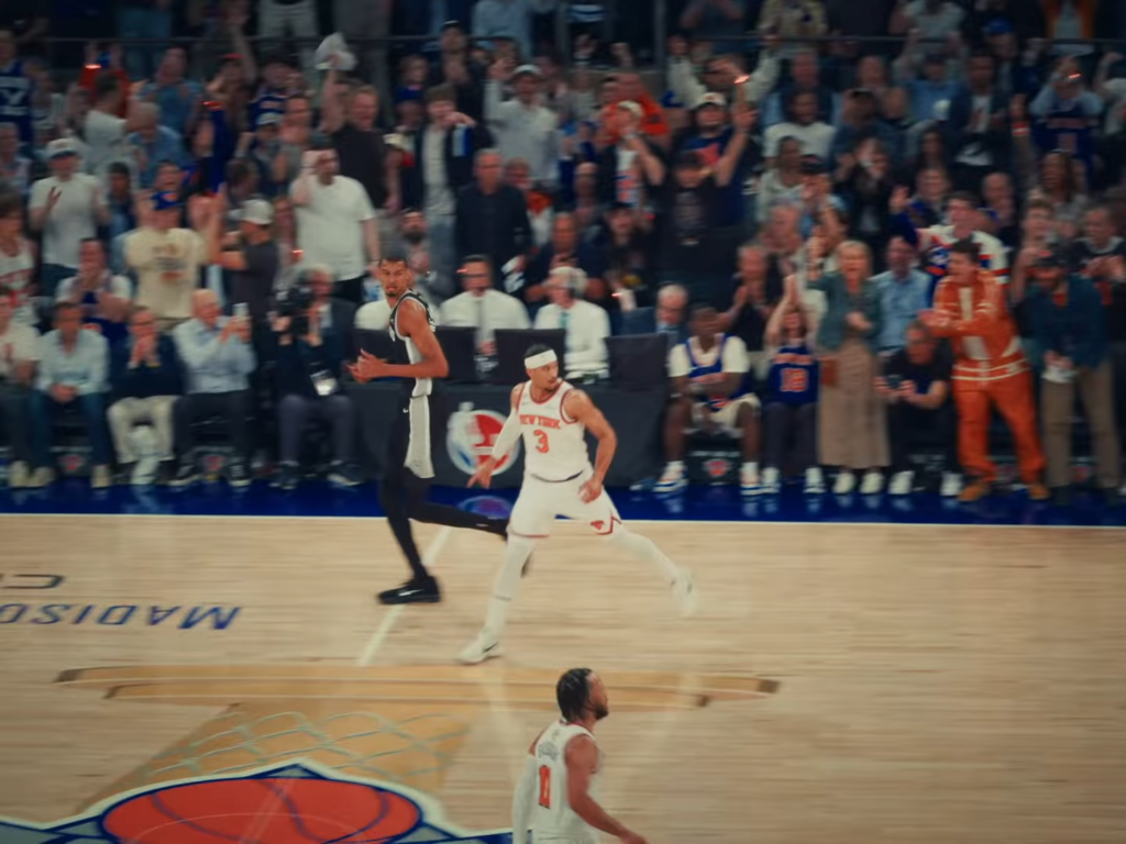 2026 NBAファイナルでプレーするビクター・ウェンバンヤマ